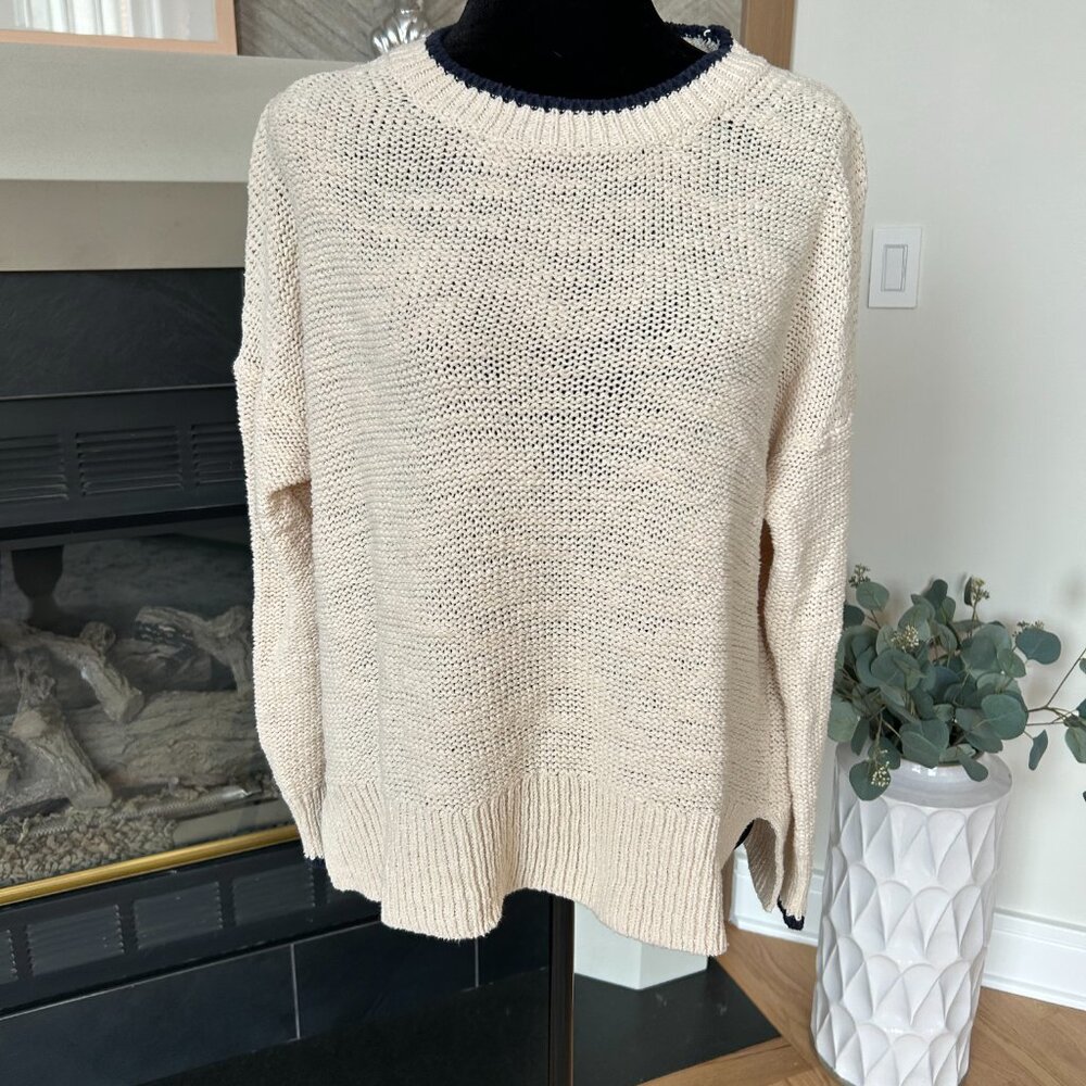 Excellent Condition J.Crew Tipped Beach Sweater in Cream with Navy Tips